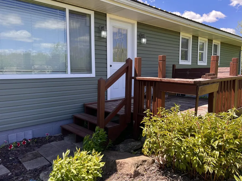 1546 E Birch Run Road Taymouth Township MI 48417