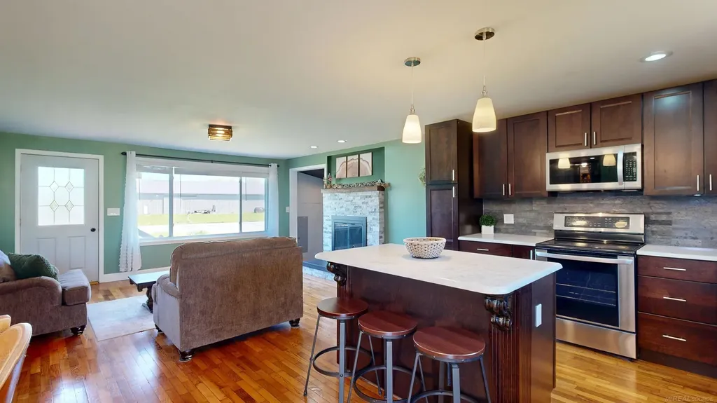 1546 E Birch Run Road Taymouth Township MI 48417