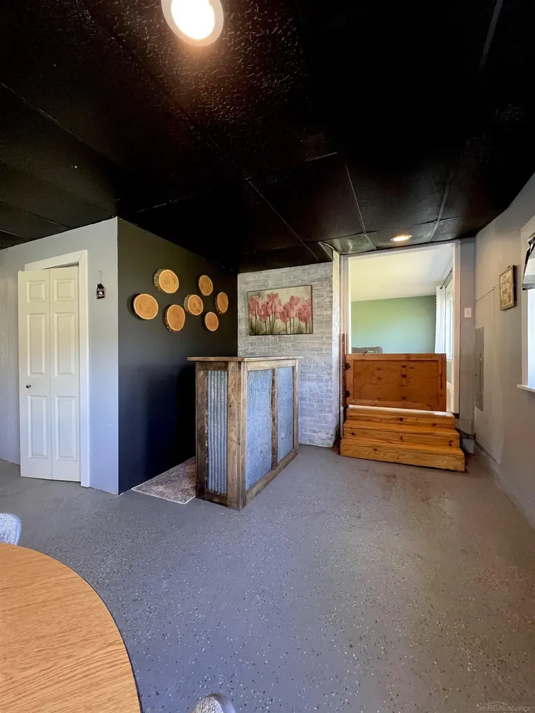 1546 E Birch Run Road Taymouth Township MI 48417