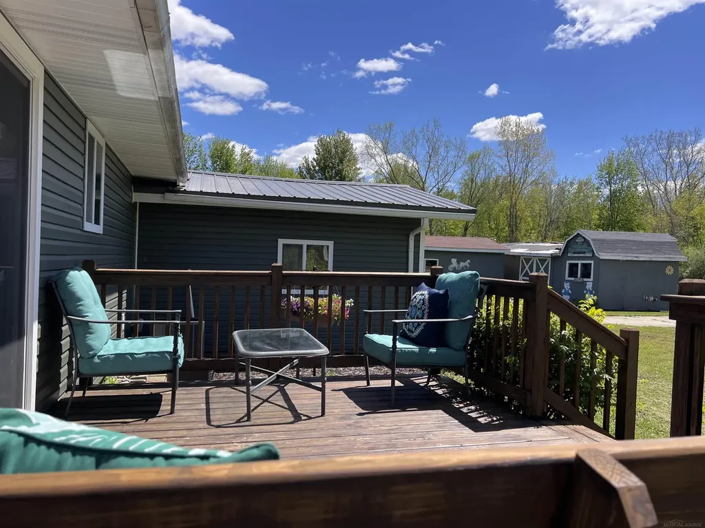 1546 E Birch Run Road Taymouth Township MI 48417