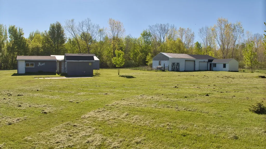 1546 E Birch Run Road Taymouth Township MI 48417
