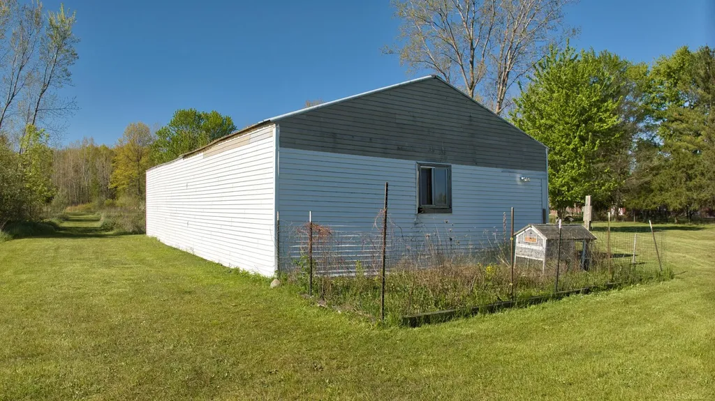 1546 E Birch Run Road Taymouth Township MI 48417