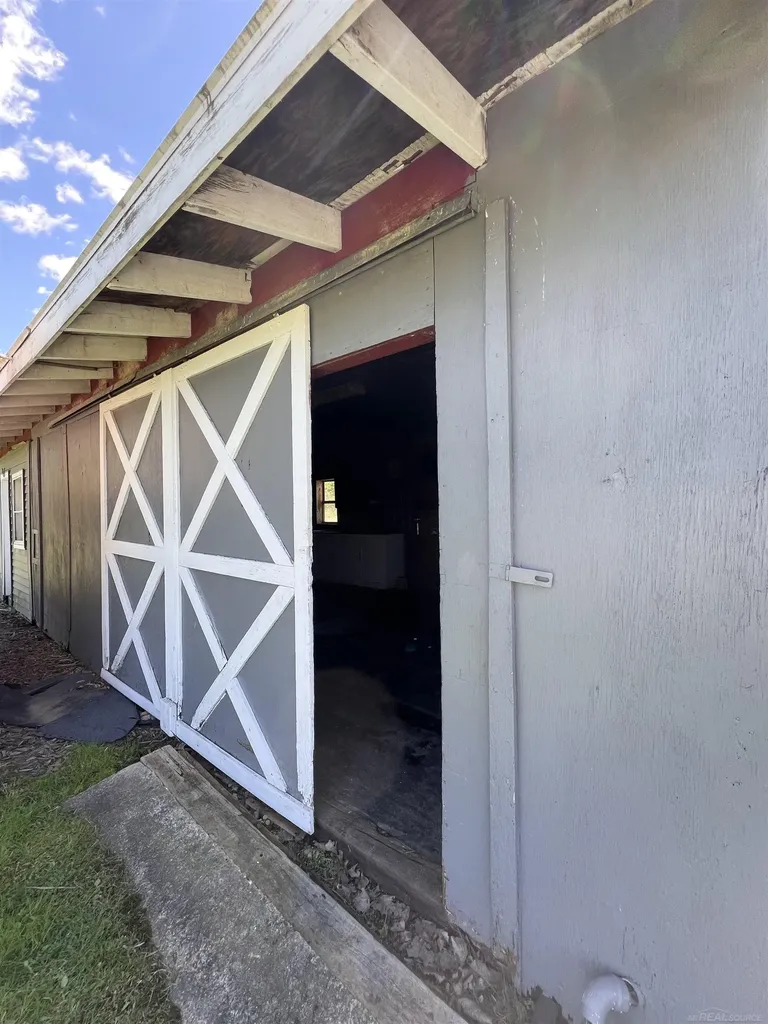 1546 E Birch Run Road Taymouth Township MI 48417