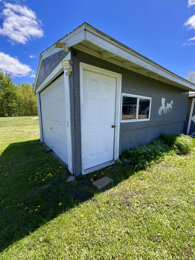 1546 E Birch Run Road Taymouth Township MI 48417