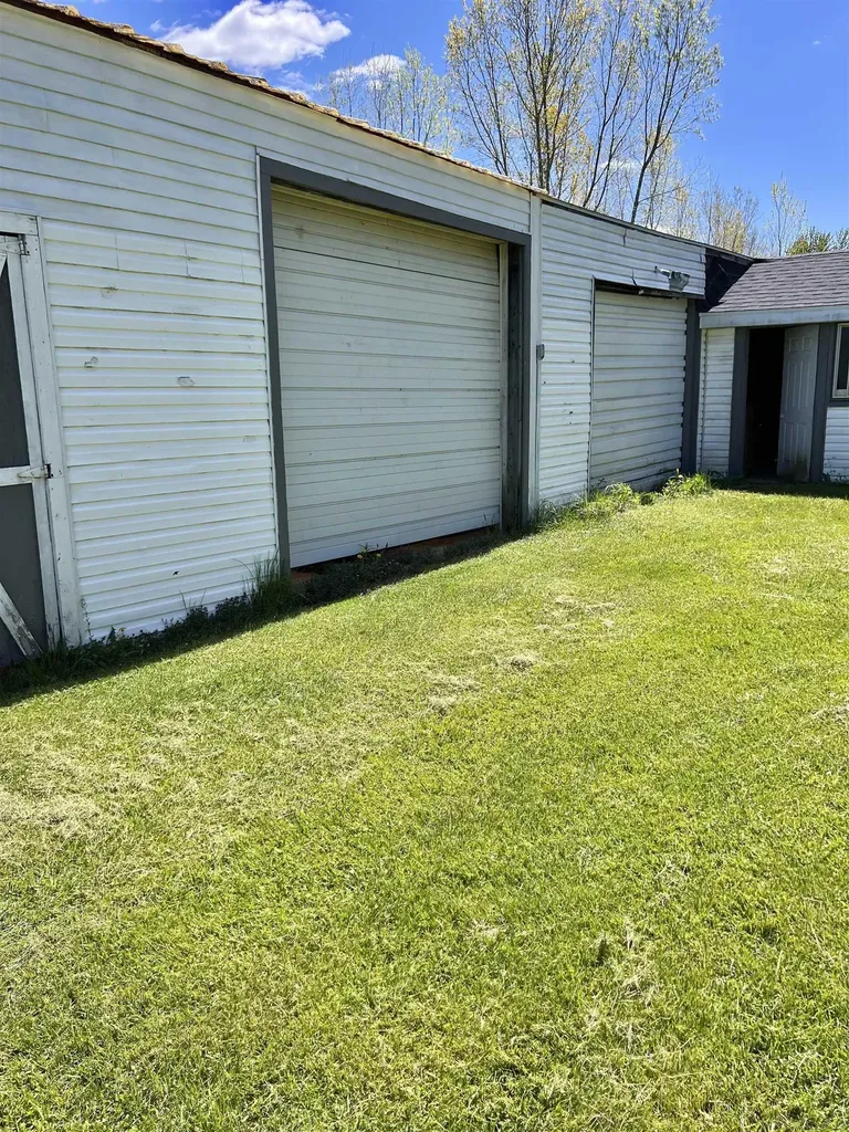 1546 E Birch Run Road Taymouth Township MI 48417