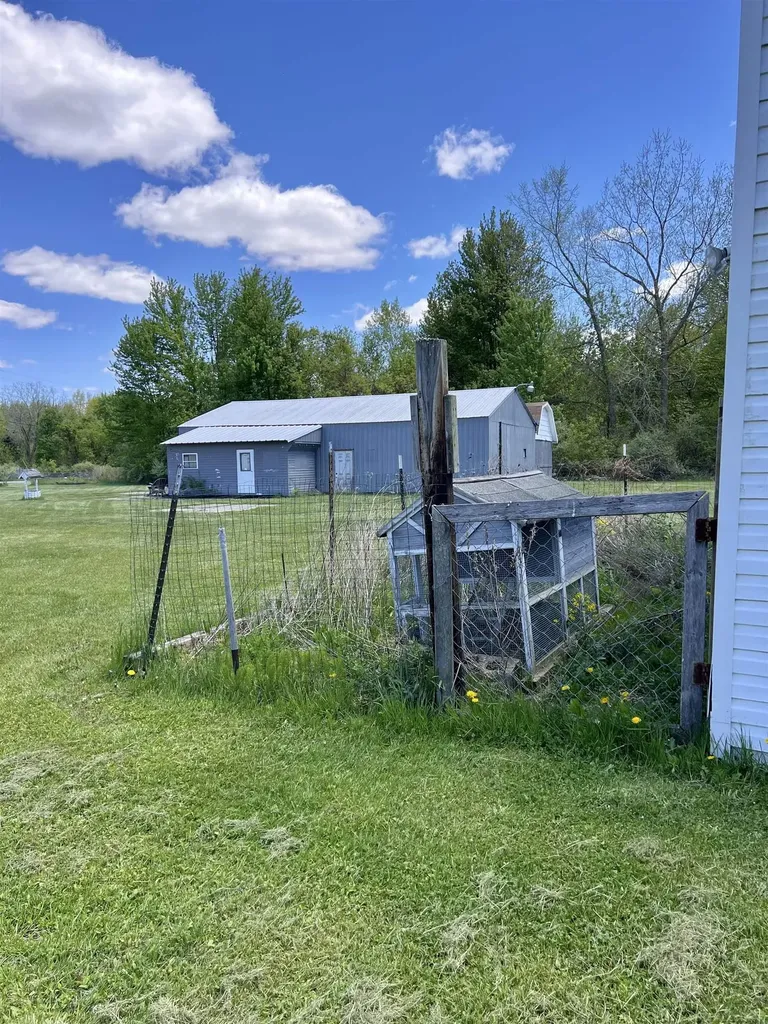 1546 E Birch Run Road Taymouth Township MI 48417