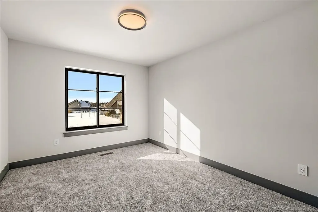 42528 Saddle Lane Sterling Heights City MI 48314