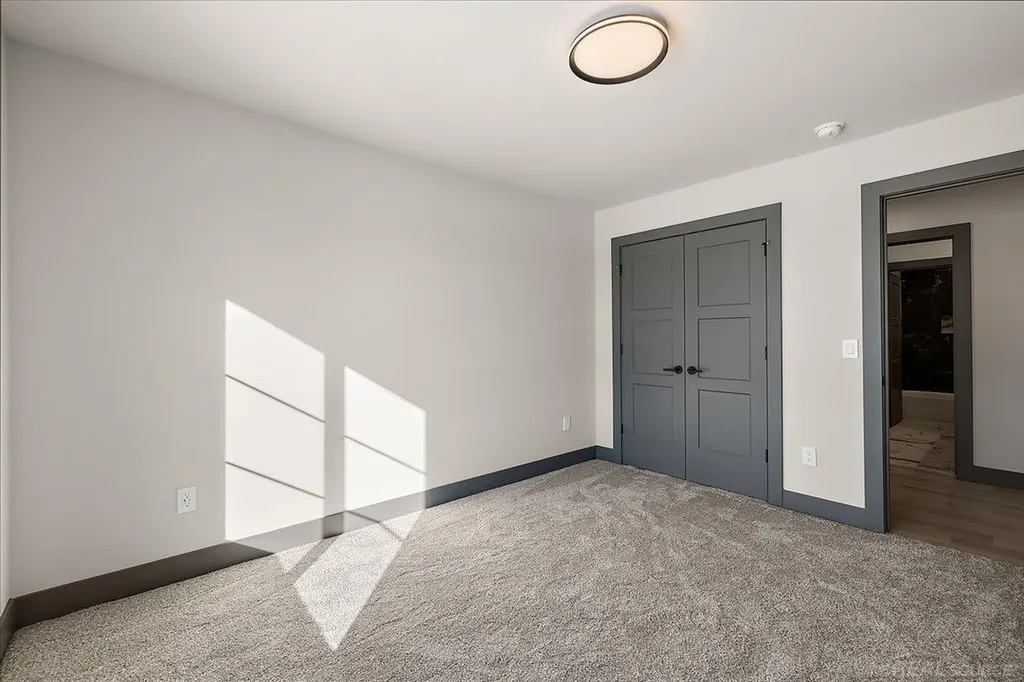 42528 Saddle Lane Sterling Heights City MI 48314