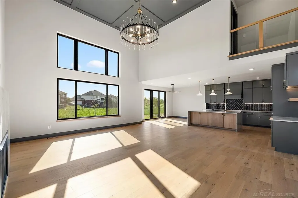 42528 Saddle Lane Sterling Heights City MI 48314