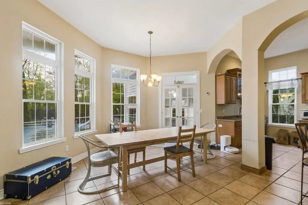 5425 Baywood Drive Fort Gratiot Charter Township MI 48059