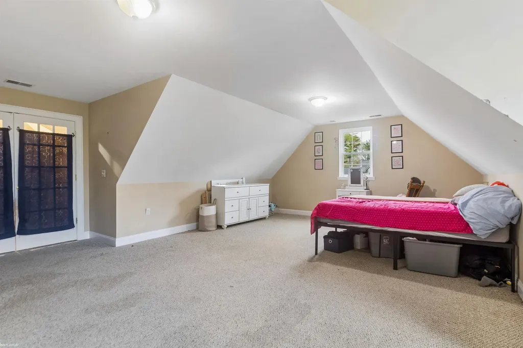 5425 Baywood Drive Fort Gratiot Charter Township MI 48059