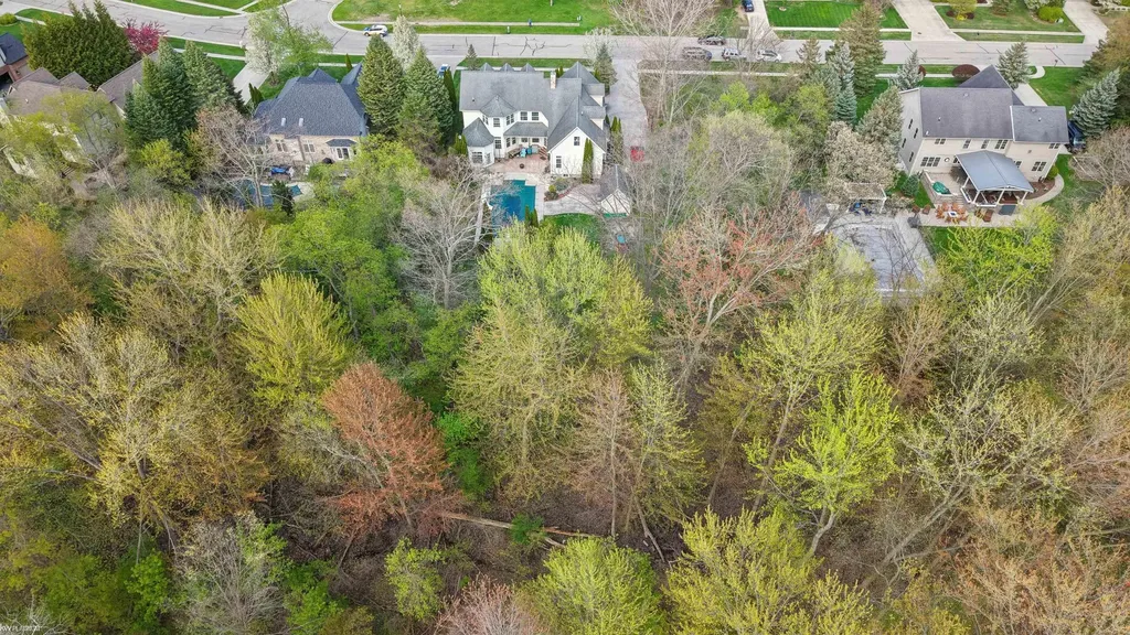 5425 Baywood Drive Fort Gratiot Charter Township MI 48059
