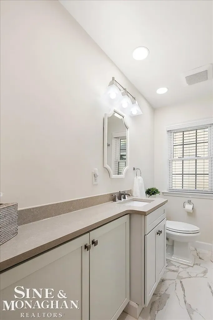 1044 Somerset Avenue Grosse Pointe Park City MI 48230