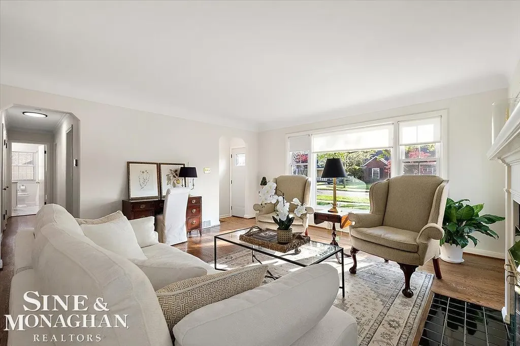 1044 Somerset Avenue Grosse Pointe Park City MI 48230