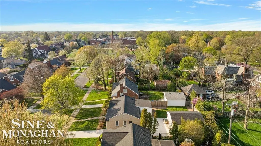1044 Somerset Avenue Grosse Pointe Park City MI 48230