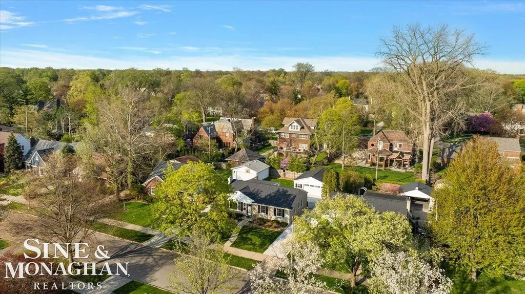 1044 Somerset Avenue Grosse Pointe Park City MI 48230