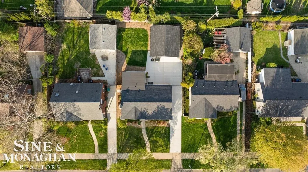 1044 Somerset Avenue Grosse Pointe Park City MI 48230