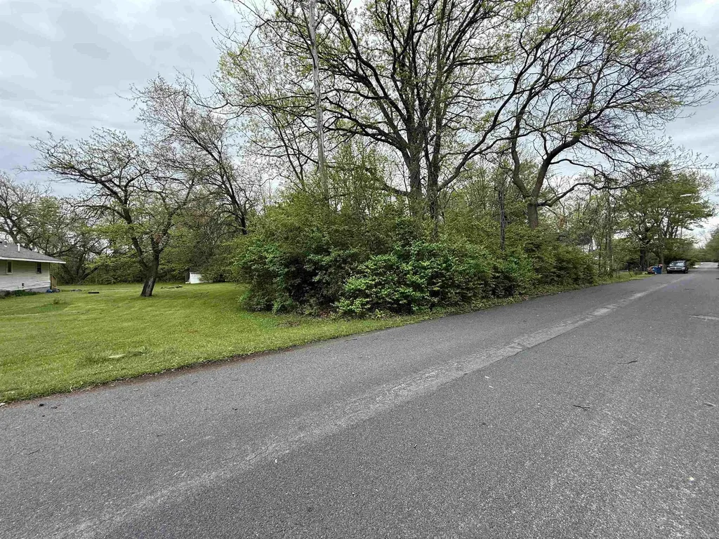 939 Field Avenue Kalamazoo Charter Township MI 49048