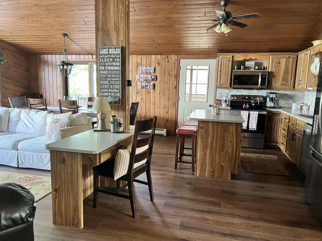 2004 N Haven Drive Gladwin City MI 48624