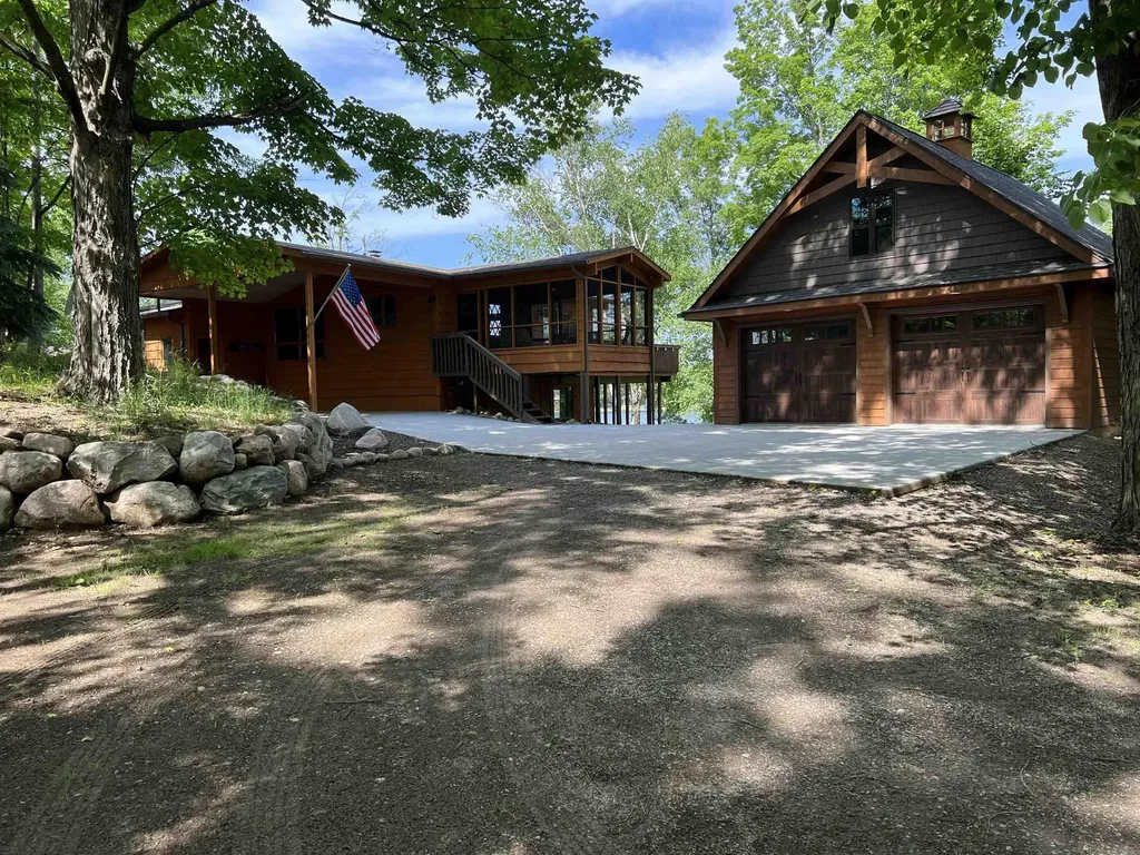 2004 N Haven Drive Gladwin City MI 48624