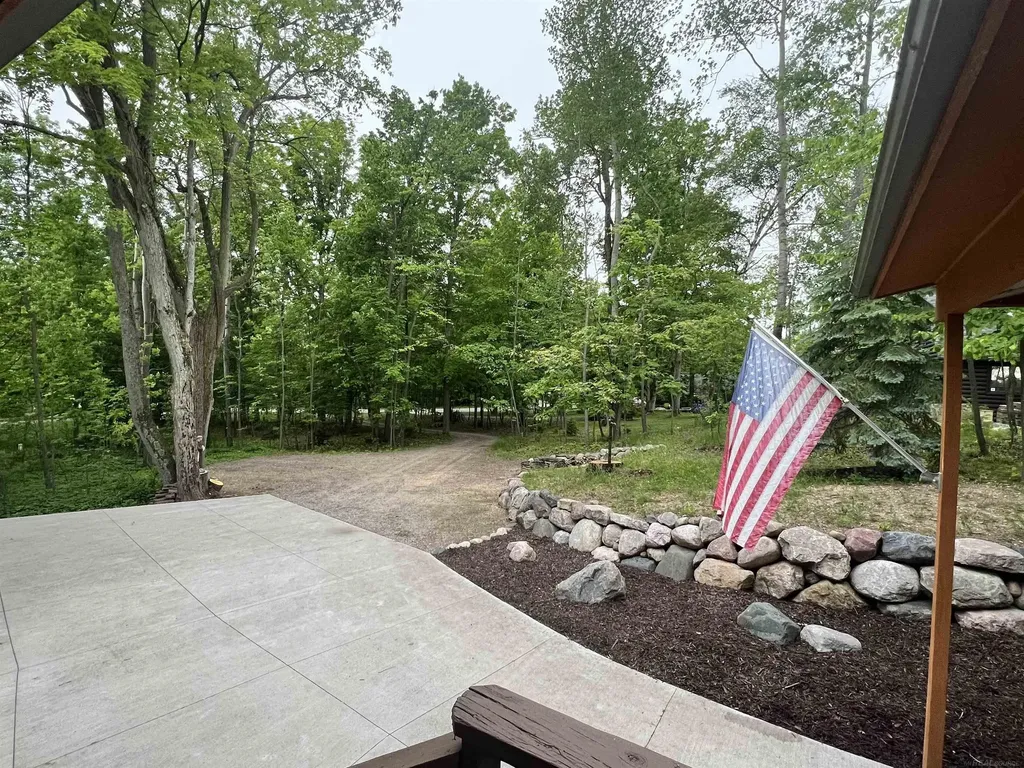 2004 N Haven Drive Gladwin City MI 48624