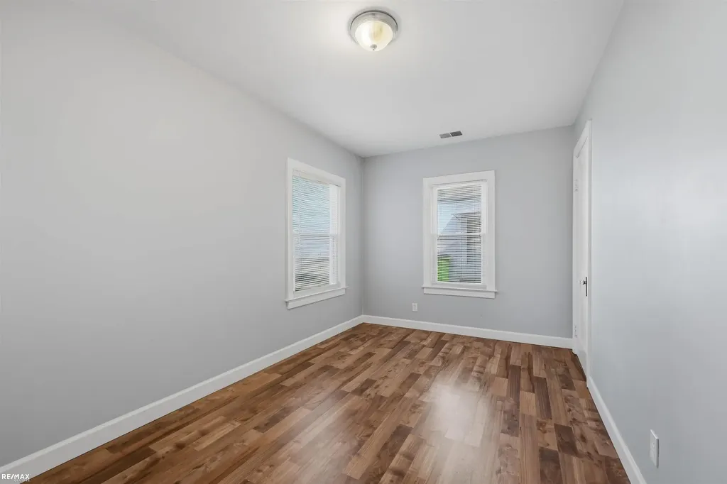24971 Harrison Street Harrison Charter Township MI 48045