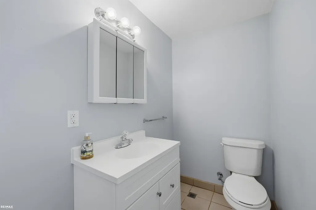 24971 Harrison Street Harrison Charter Township MI 48045