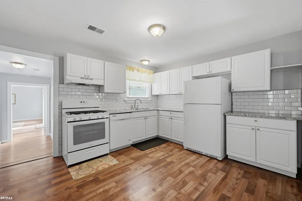 24971 Harrison Street Harrison Charter Township MI 48045