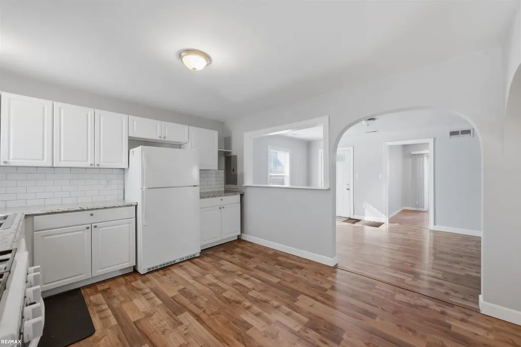24971 Harrison Street Harrison Charter Township MI 48045
