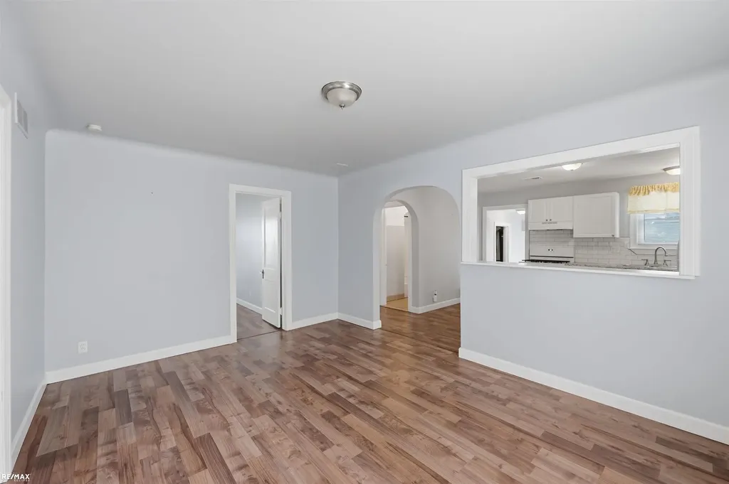 24971 Harrison Street Harrison Charter Township MI 48045