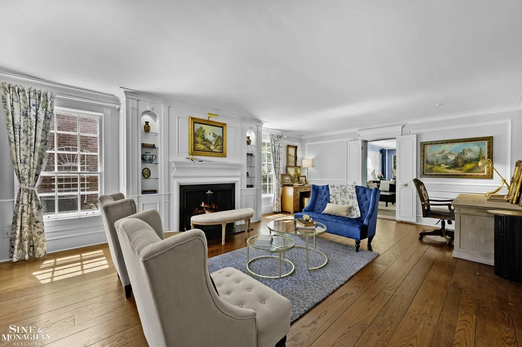 93 Merriweather Road Grosse Pointe Farms City MI 48236