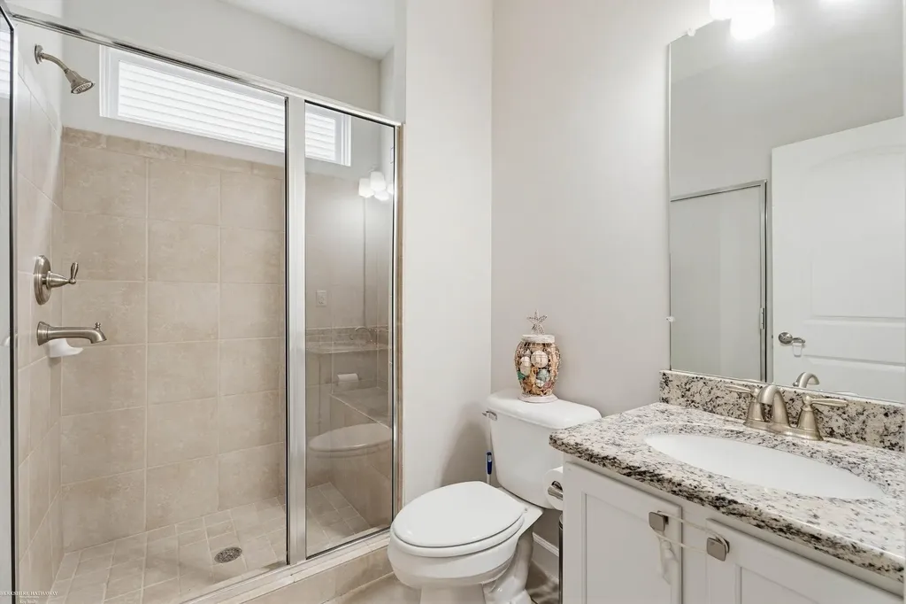 4929 W Stonegate Circle Lake Orion Village MI 48359