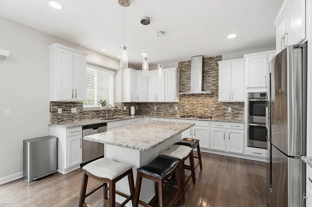 4929 W Stonegate Circle Lake Orion Village MI 48359