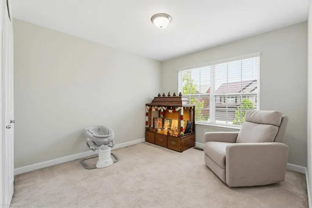 4929 W Stonegate Circle Lake Orion Village MI 48359