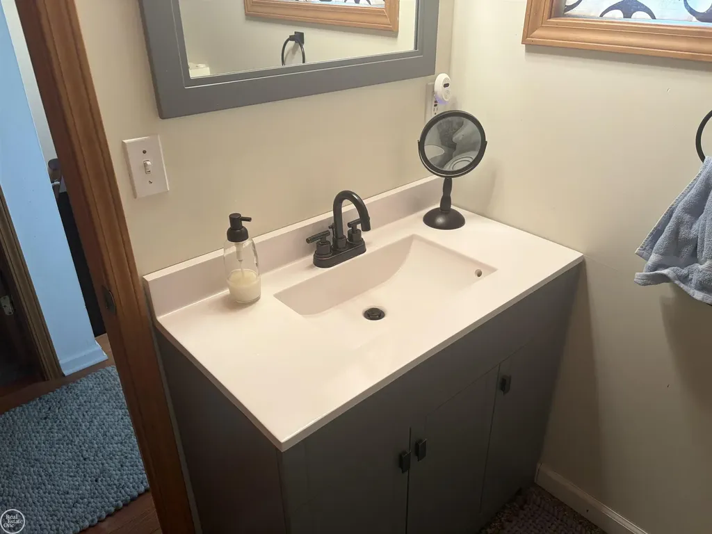 2100 Gray Park Drive Oregon Township MI 48446