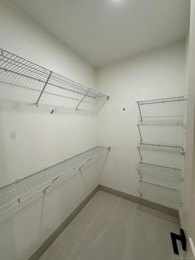 13999 Arthur Court Washington Township MI 48094