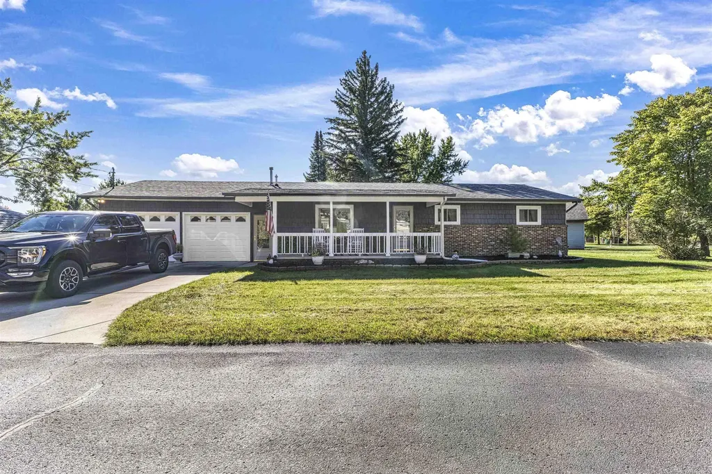 707 Tawas Lane Denton Township MI 48651