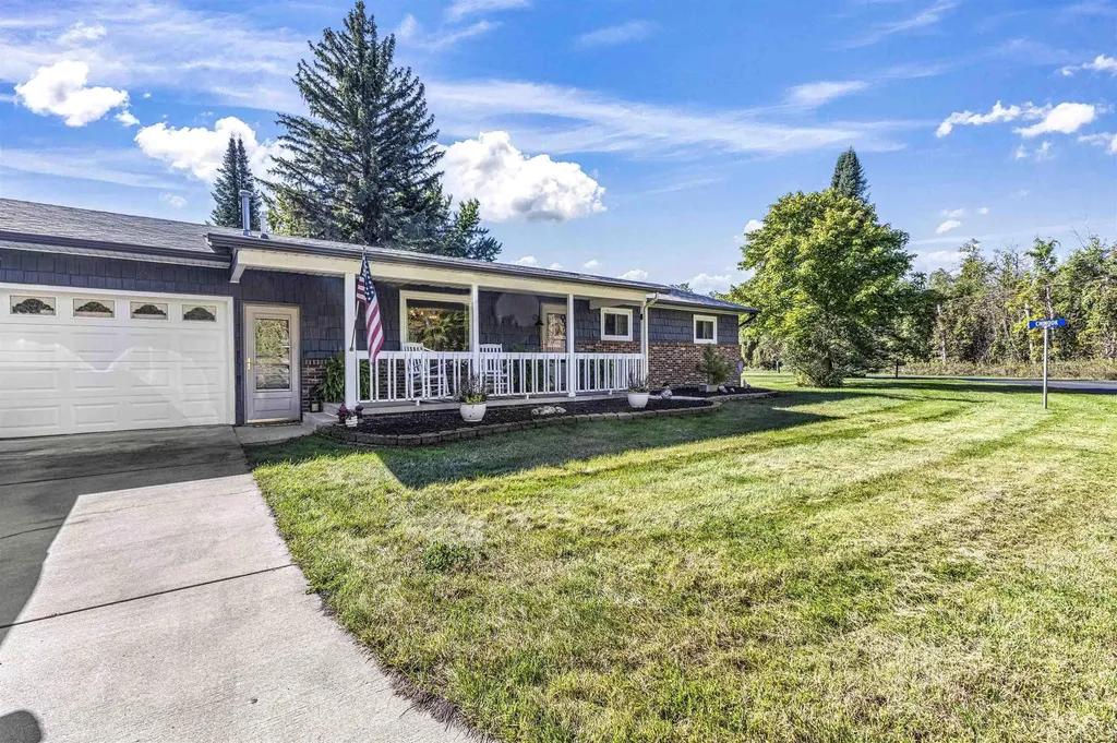 707 Tawas Lane Denton Township MI 48651