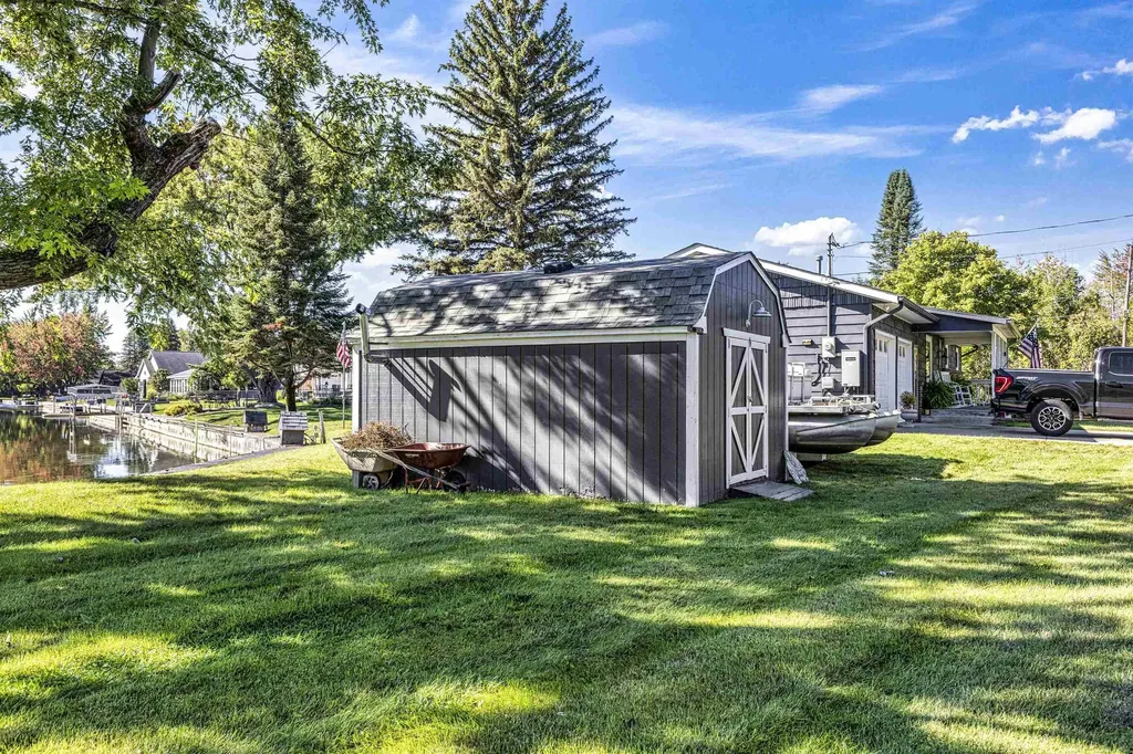 707 Tawas Lane Denton Township MI 48651