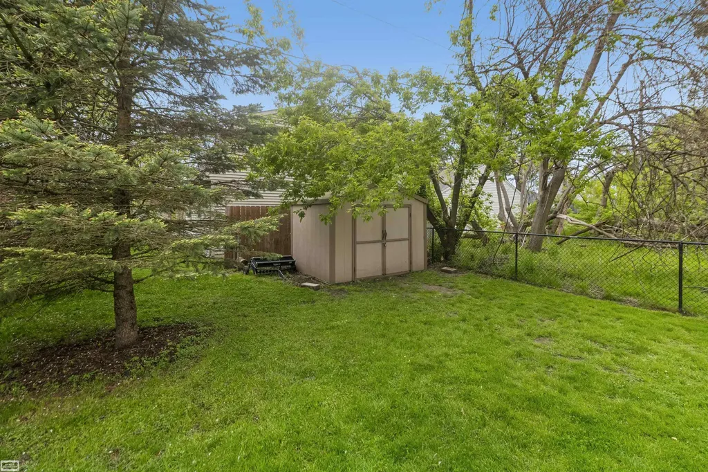 58625 Cathey Street Washington Township MI 48094