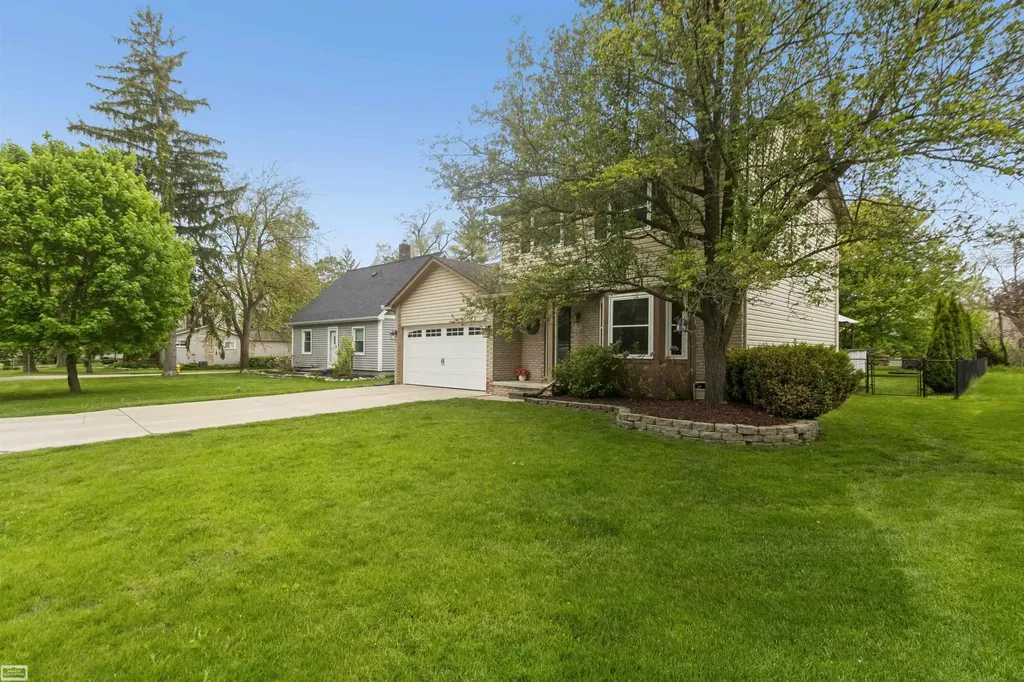 58625 Cathey Street Washington Township MI 48094