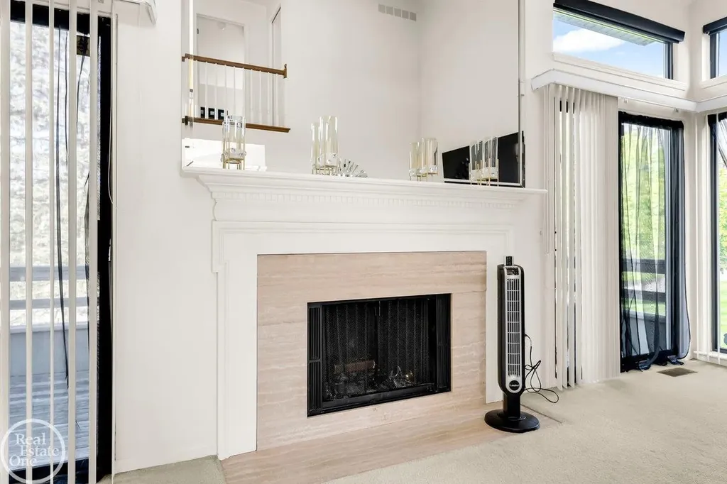 29263 W Chanticleer Street Southfield City MI 48034