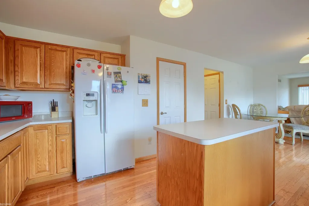 32036 Holly Drive Chesterfield Township MI 48047