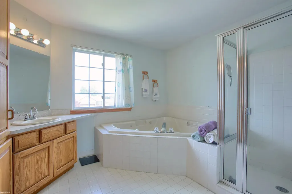 32036 Holly Drive Chesterfield Township MI 48047