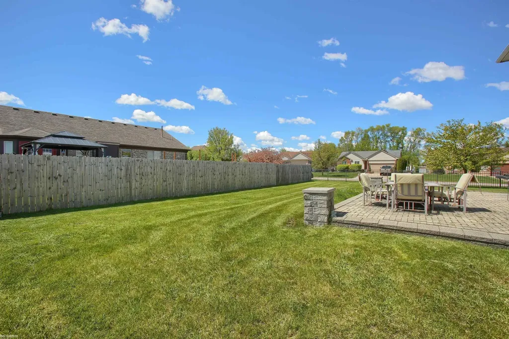 32036 Holly Drive Chesterfield Township MI 48047