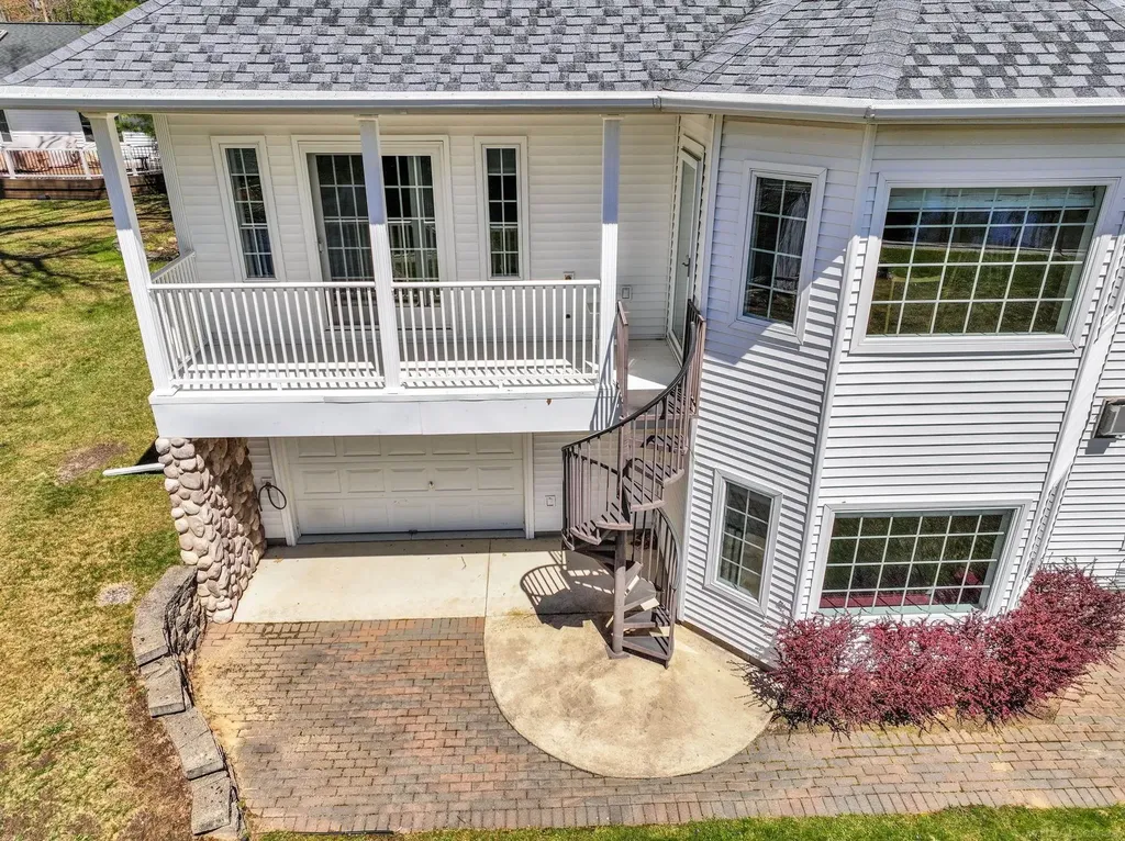 2185 E Houghton Drive Denton Township MI 48629