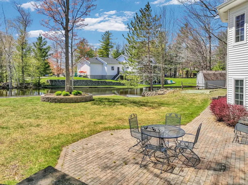 2185 E Houghton Drive Denton Township MI 48629