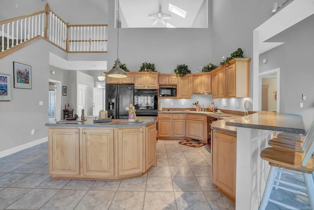 2185 E Houghton Drive Denton Township MI 48629