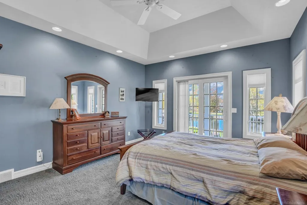 2185 E Houghton Drive Denton Township MI 48629