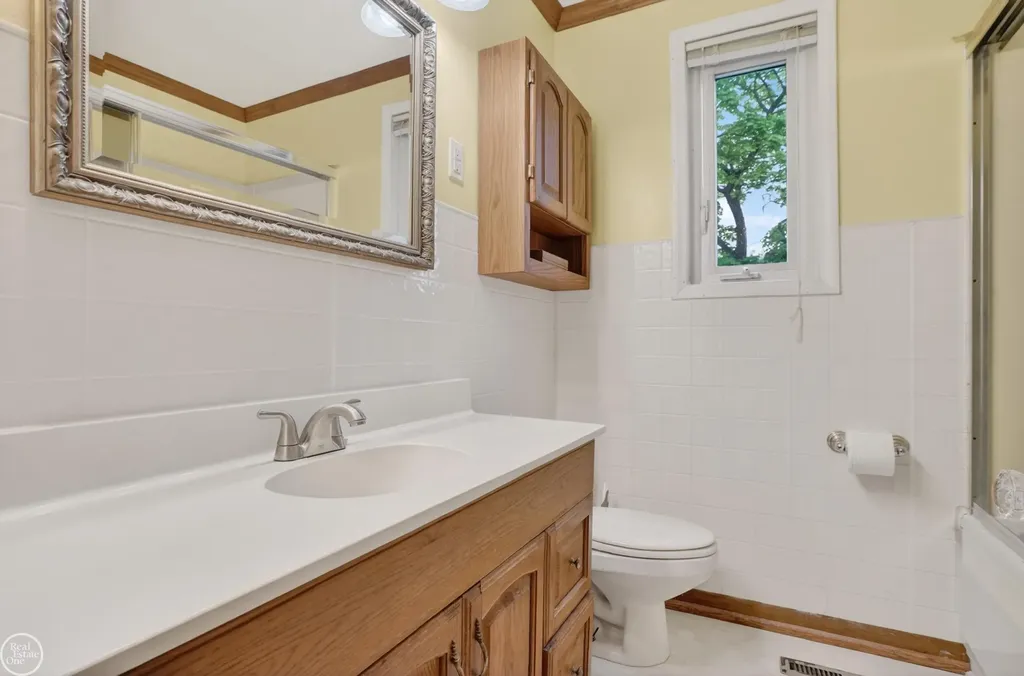 664 Sunrise Park Street Genoa Township MI 48843